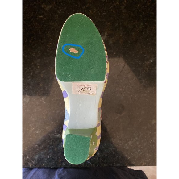 Shannon McGraw, Two's Company Boot Trinket Holder - Picture 8 of 8